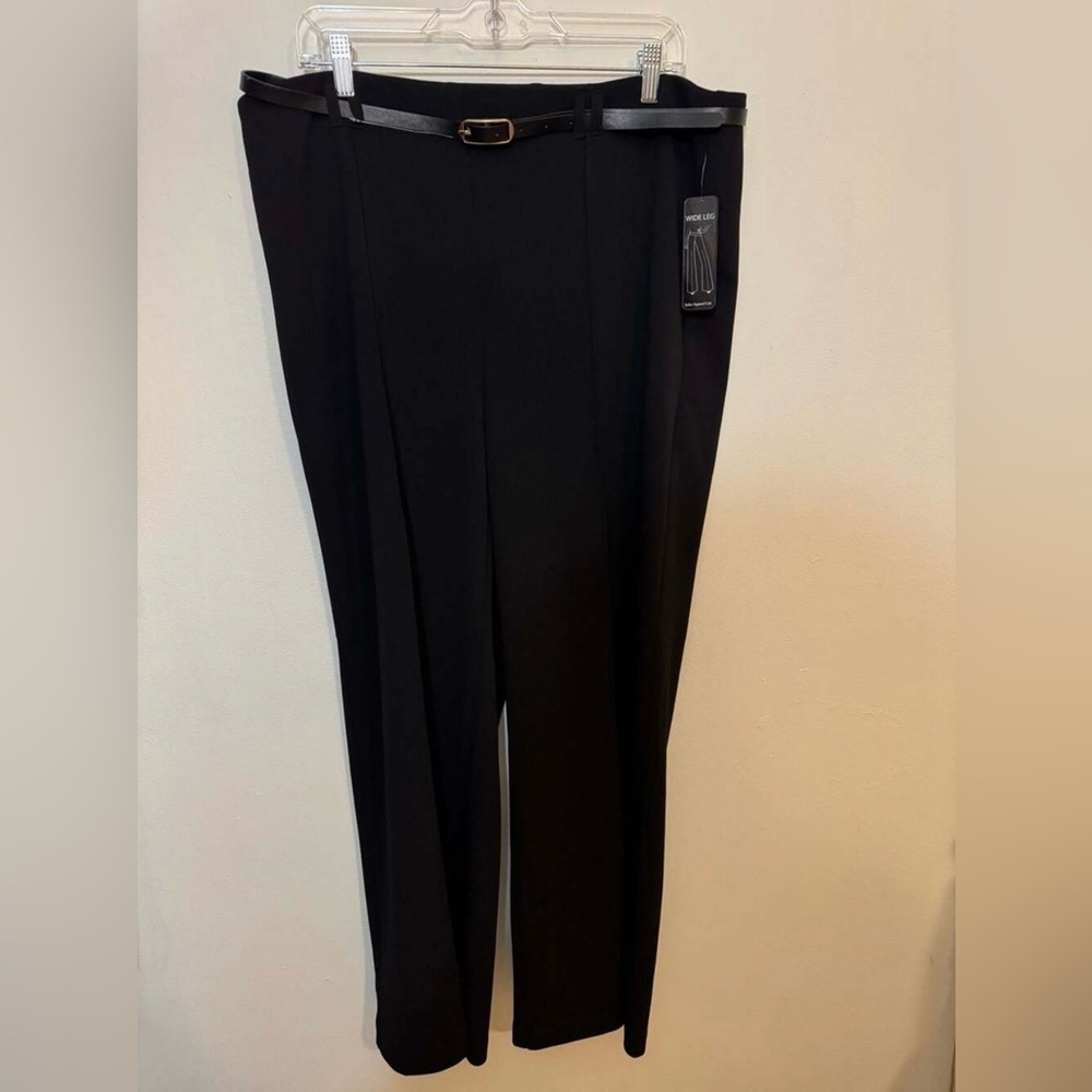SOHO Apparel Ltd. Women's Black Extra Large Wide Leg Belted Dress Pants
